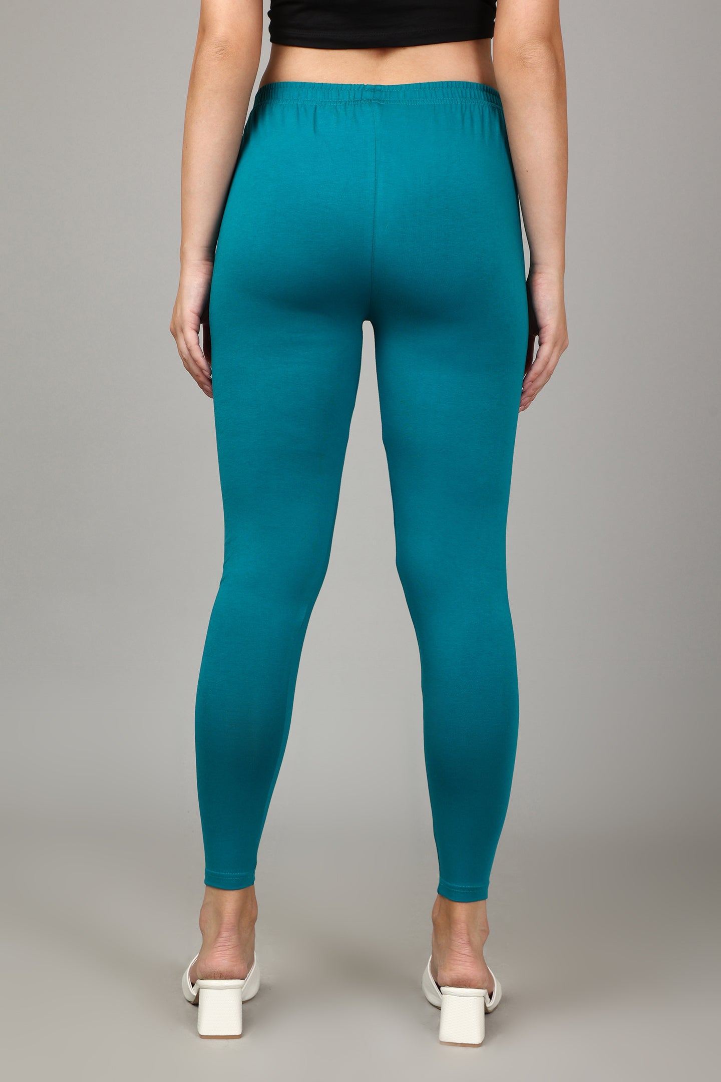 Plus Size Ladies Leggings at best price in Kolkata by Shyam Softliners |  ID: 8680366012